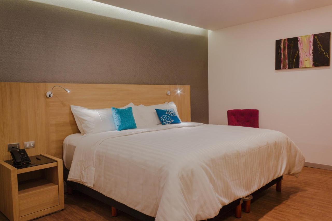 Hotel Kavia مونتيري المظهر الخارجي الصورة