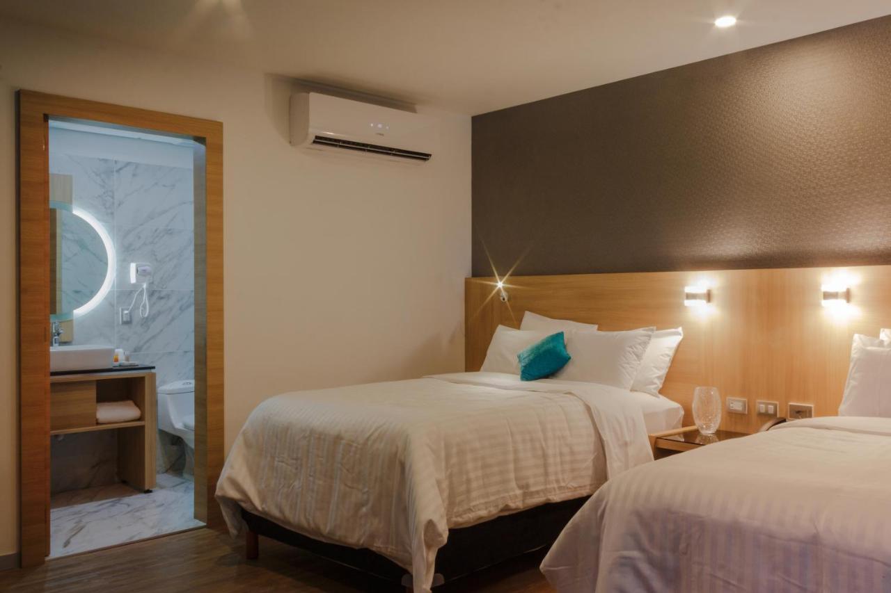 Hotel Kavia مونتيري المظهر الخارجي الصورة