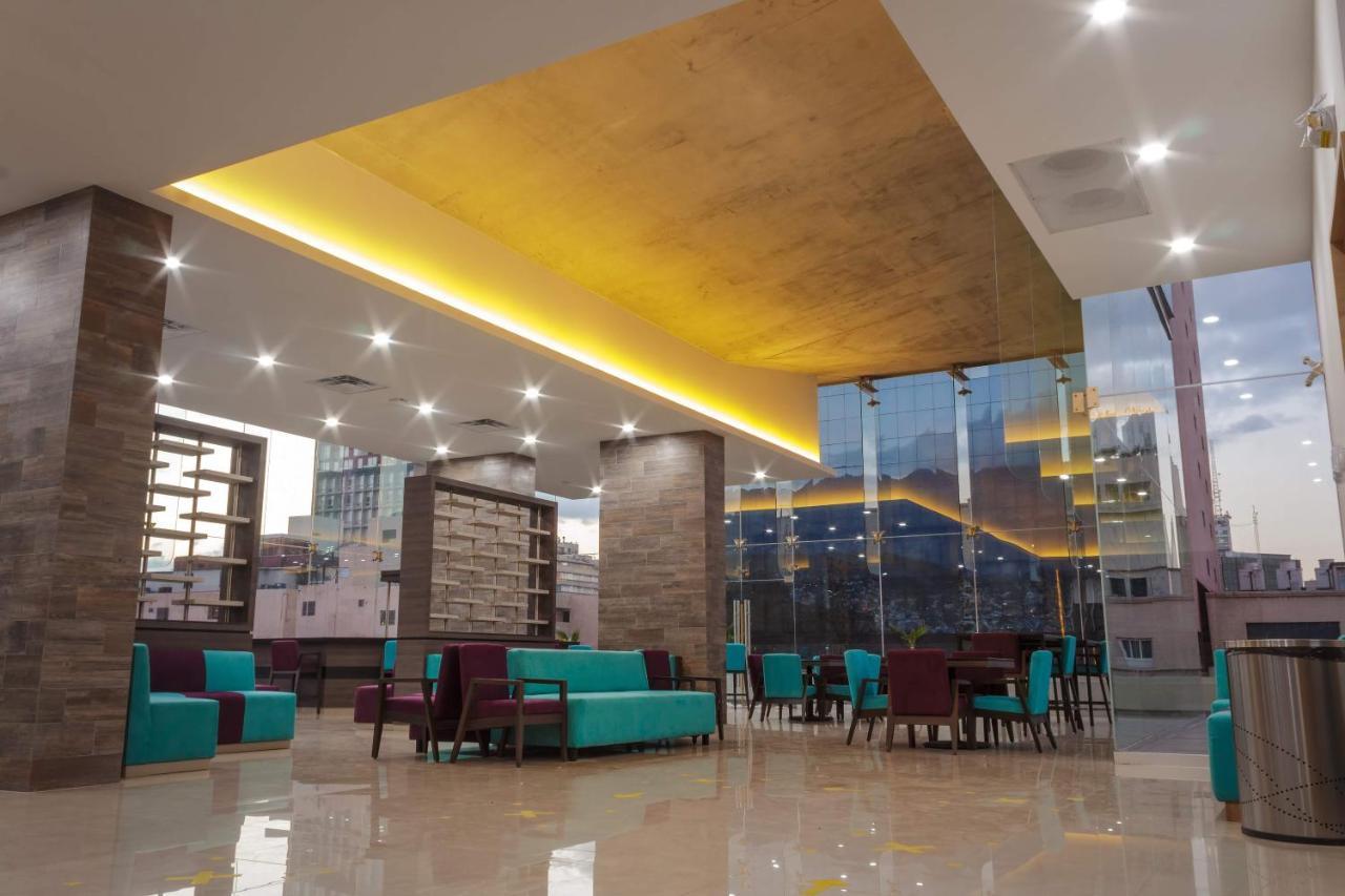 Hotel Kavia مونتيري المظهر الخارجي الصورة